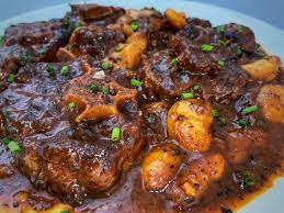 Southern Style Oxtails and Rice One serving